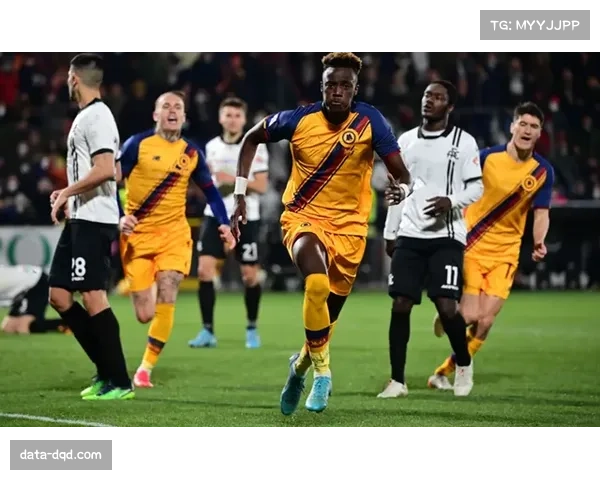 亚特兰大梦想新帅首次训练课强调“全场施压”,球队风格面临重塑 亚特兰大梦想新帅首次训练课强调“全场施压”,球队风格面临重塑